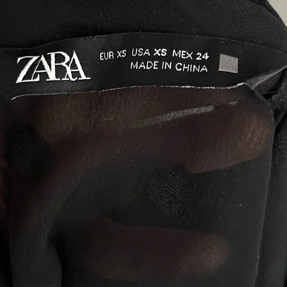 ZARA Semi Sheer Pompom Polka Dot Long Sleeve Puff Shoulder Blouse Black Size XS - Picture 8 of 8